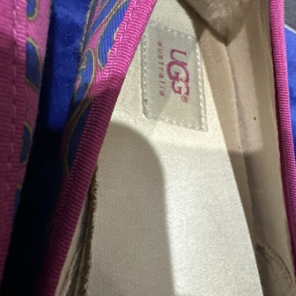 UGG Womens Slip On Flat Pink Blue Swirls Shoes US Size 8 - Picture 7 of 13